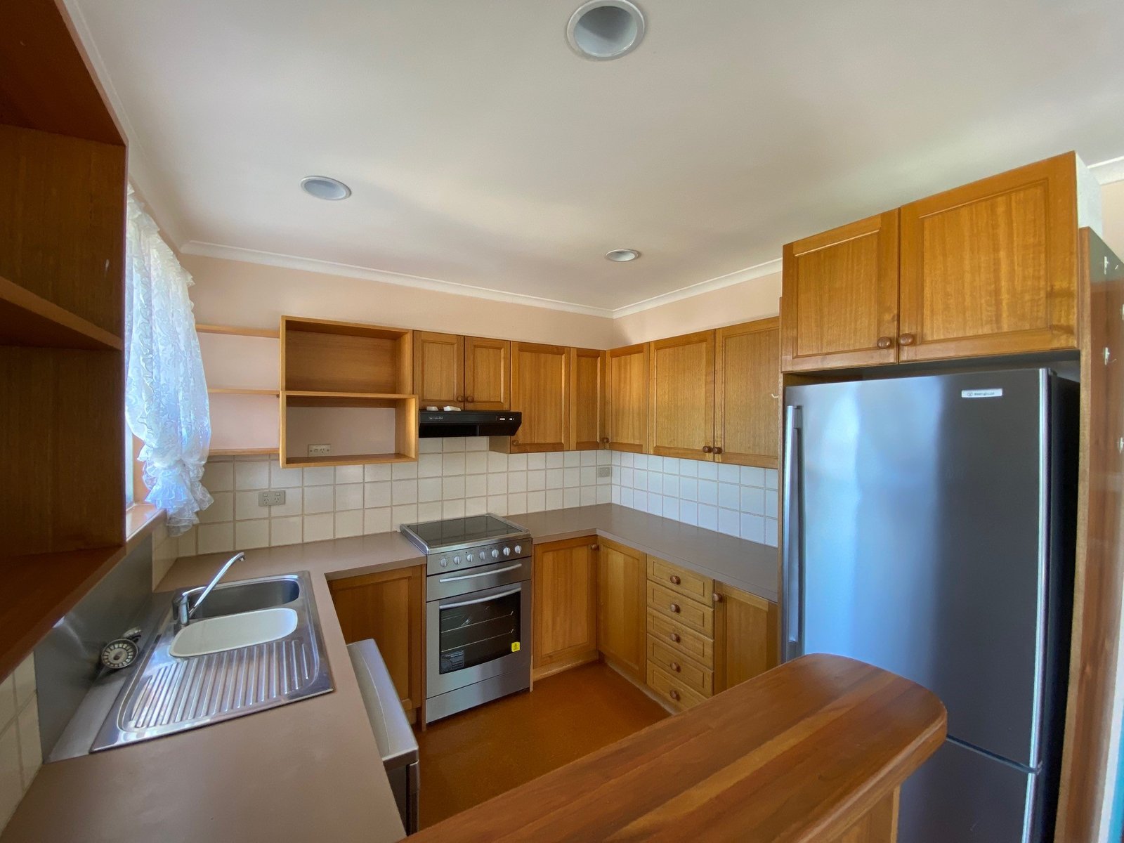 17 Coolamon Road TAROONA 2