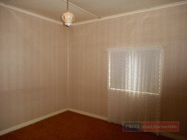 17 Corralyn Avenue BATLOW 5