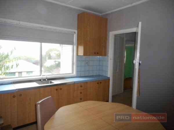 17 Corralyn Avenue BATLOW 10