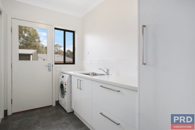 17 Corriedale Court THURGOONA 13