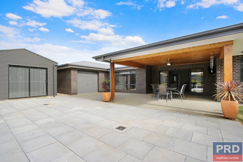 17 Corriedale Court THURGOONA 14