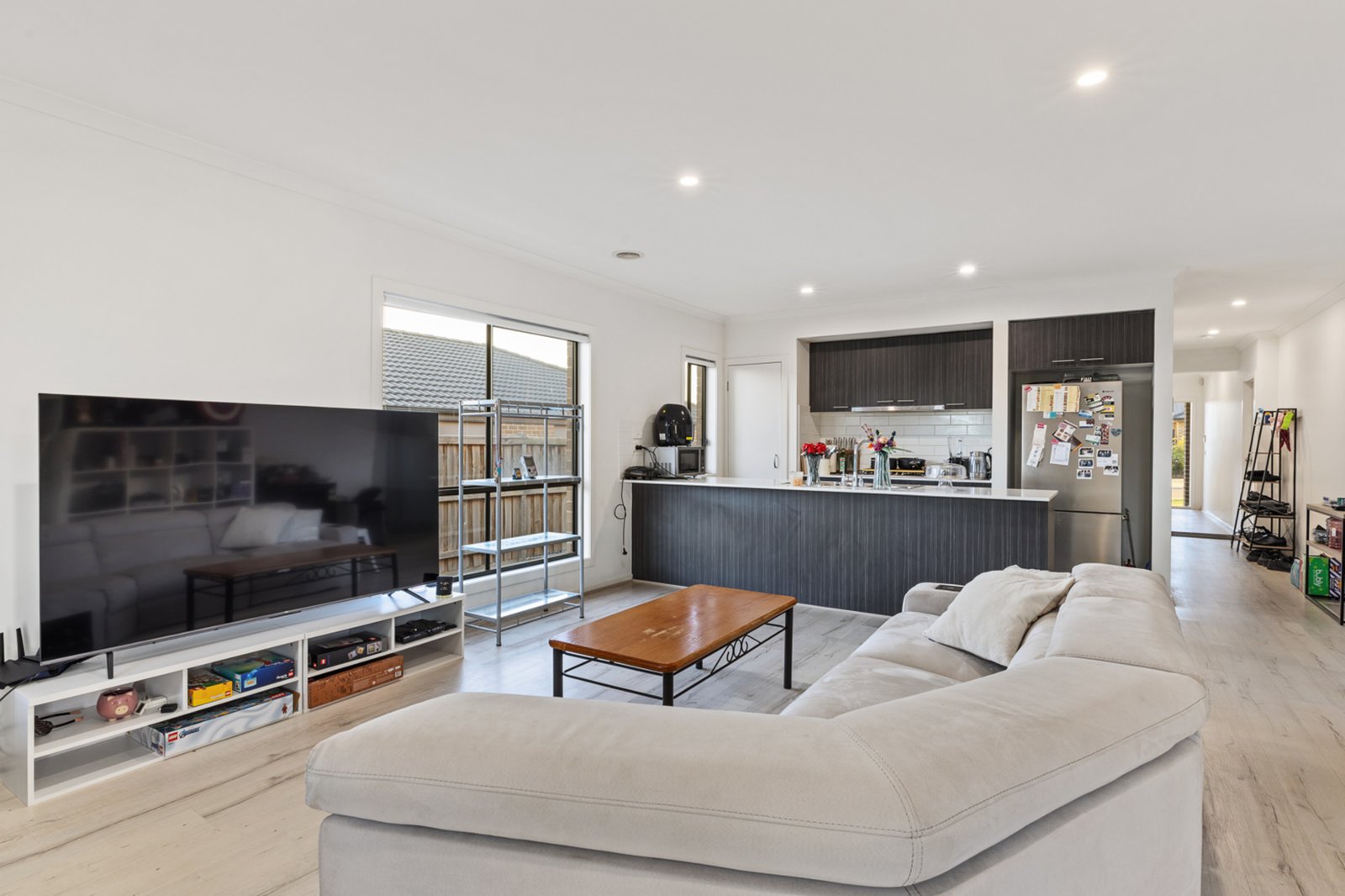 Gallery: 17 Cortina Drive