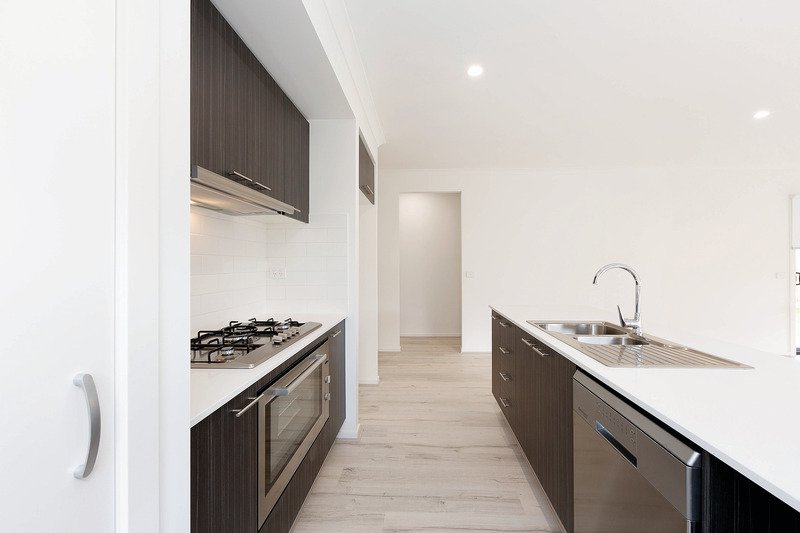 Gallery: 17 Cortina Drive