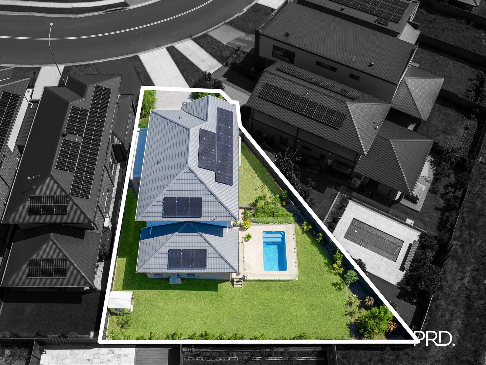 17 Coursebrook Street BOX HILL 2