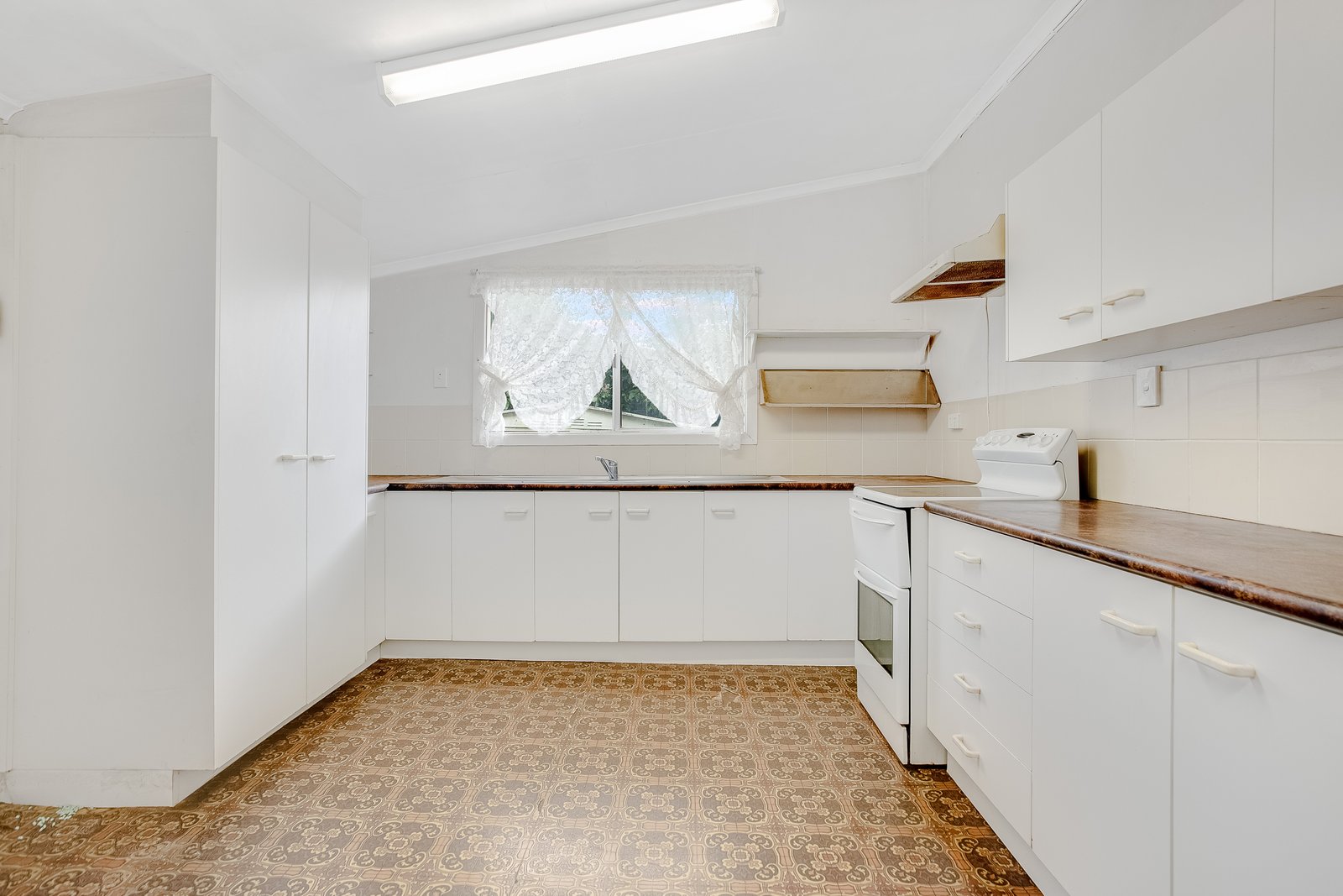 17 Crescent Street CUDGEN 5