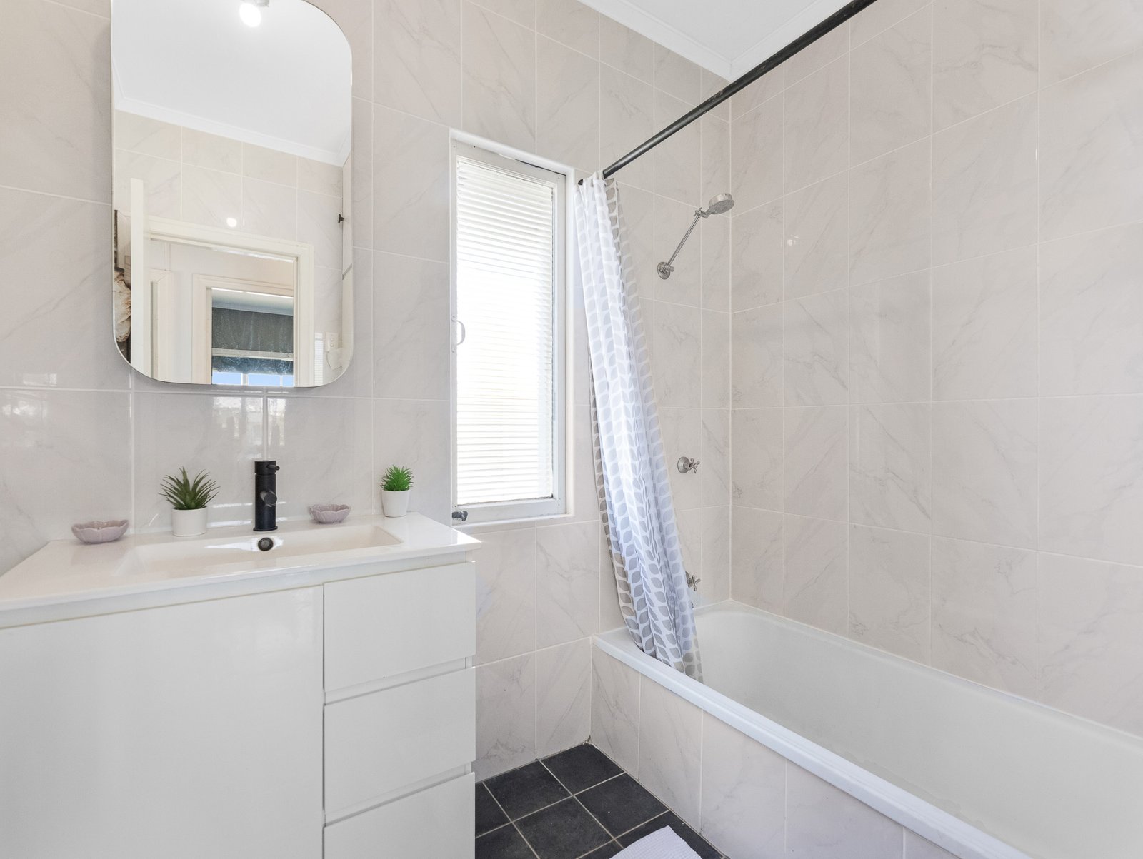 17 Croydon Street MARYBOROUGH 11