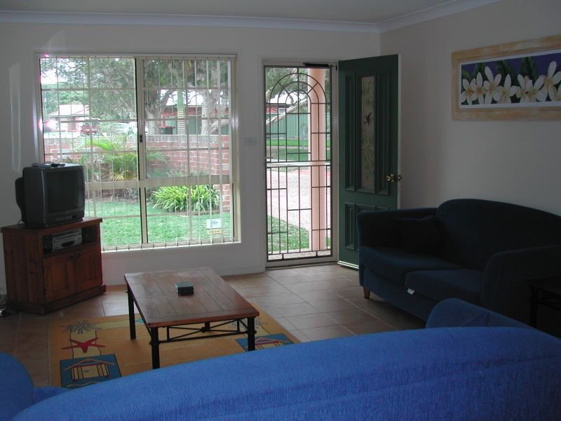 1/7 Crystal Cl  FINGAL BAY 7