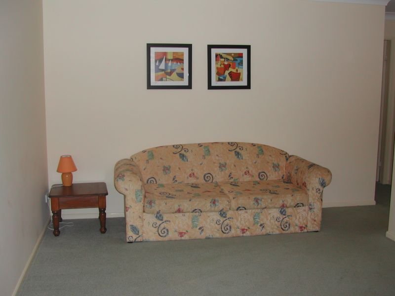 1/7 Crystal Cl  FINGAL BAY 12