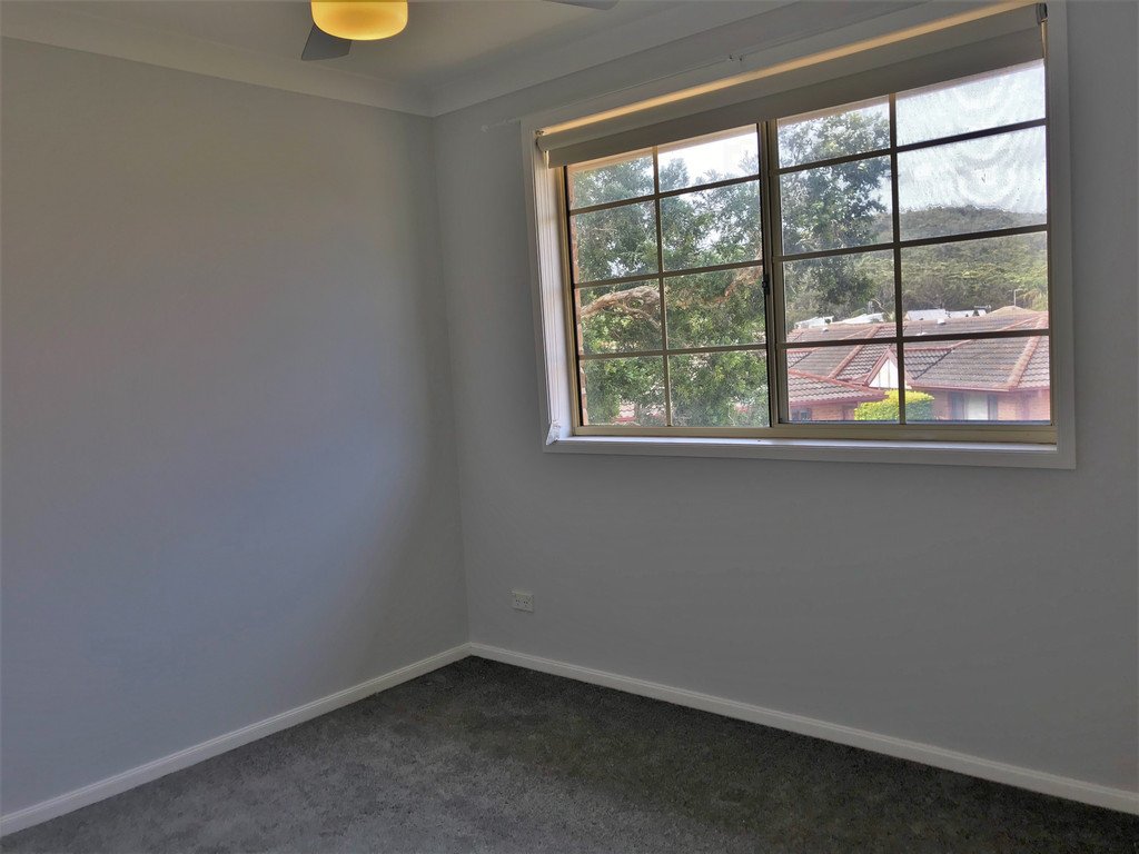 1/7 Crystal Cl  FINGAL BAY 11