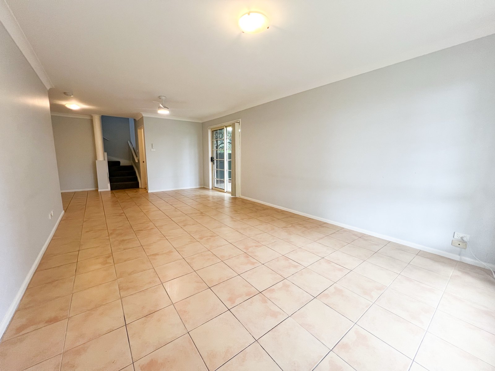 1/7 Crystal Close FINGAL BAY 7