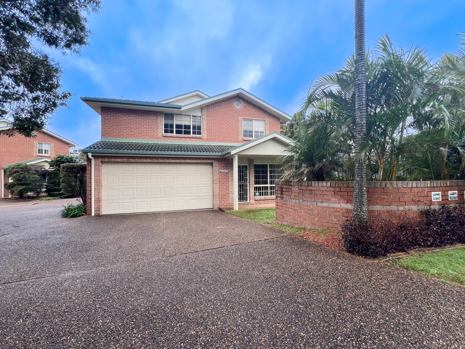 1/7 Crystal Close FINGAL BAY 1