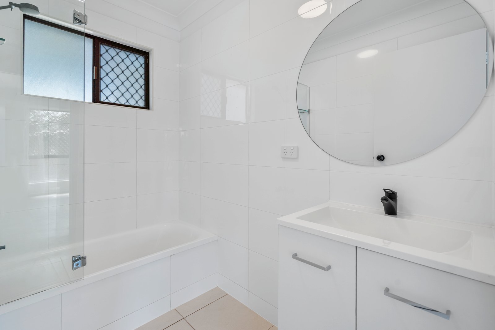 17 Darling Crescent MOLENDINAR 10