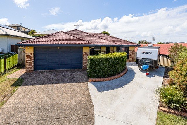 17 Daydream Street REDLAND BAY 2