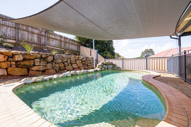 17 Daydream Street REDLAND BAY 10