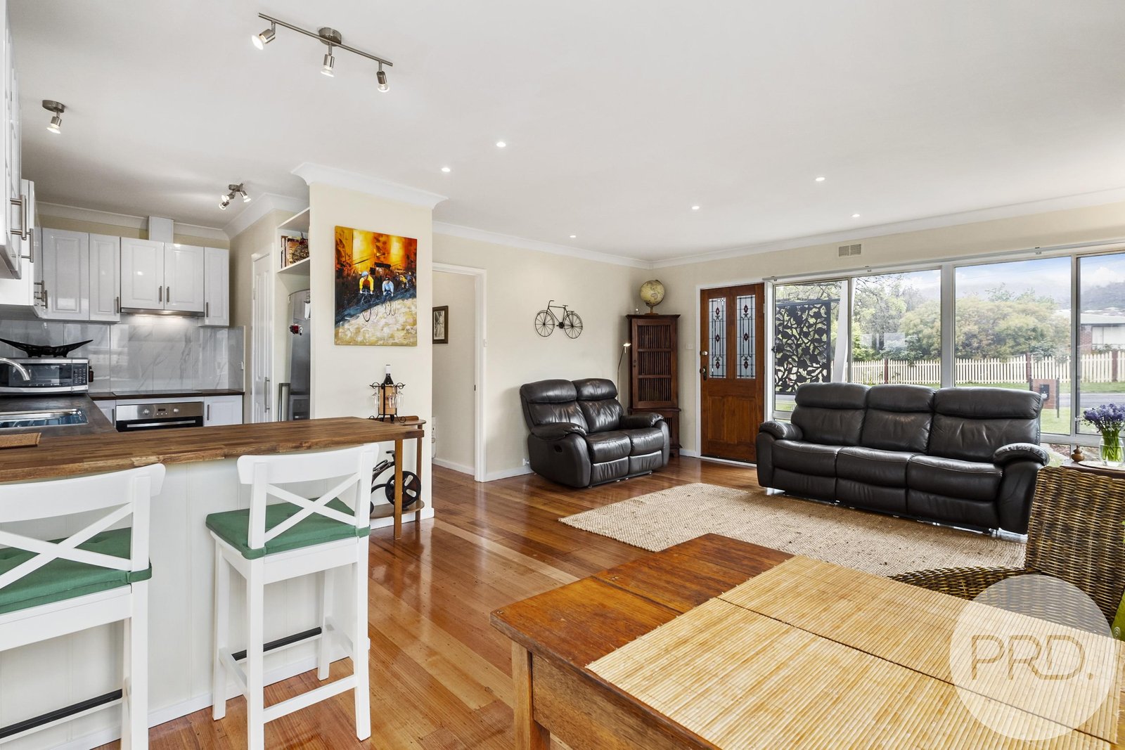 17 Dempster Street CLAREMONT 7