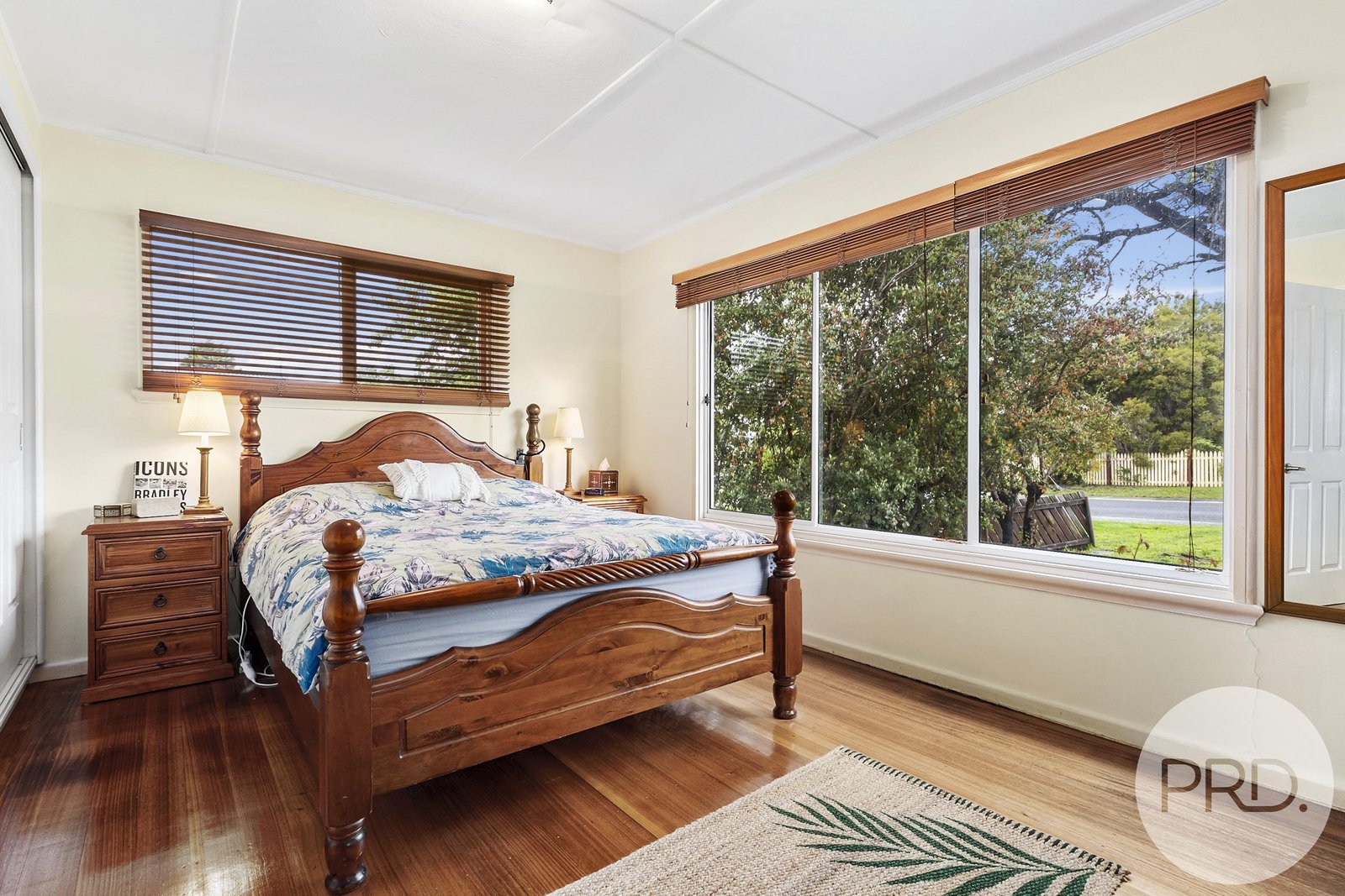 17 Dempster Street CLAREMONT 11