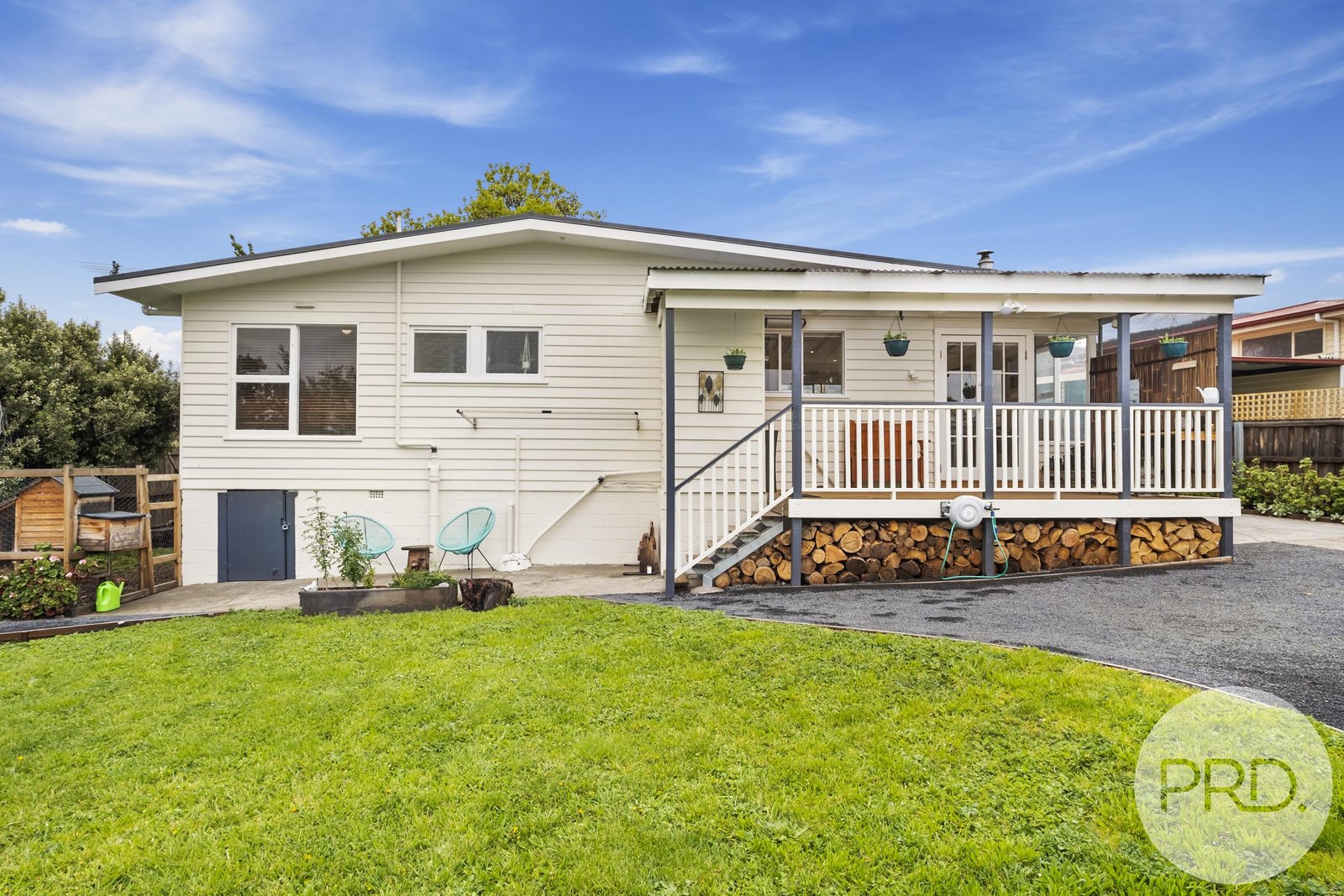 17 Dempster Street CLAREMONT 22