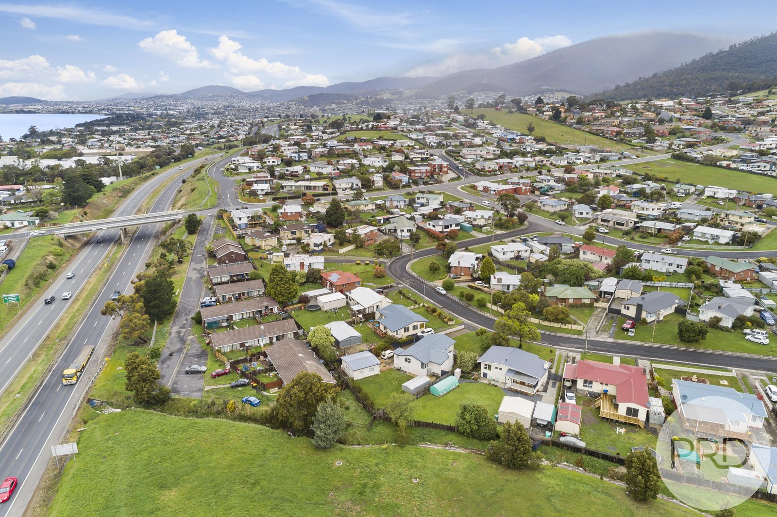 17 Dempster Street CLAREMONT 25
