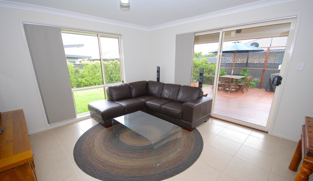 17 Deniston CCT  BUNGENDORE 9