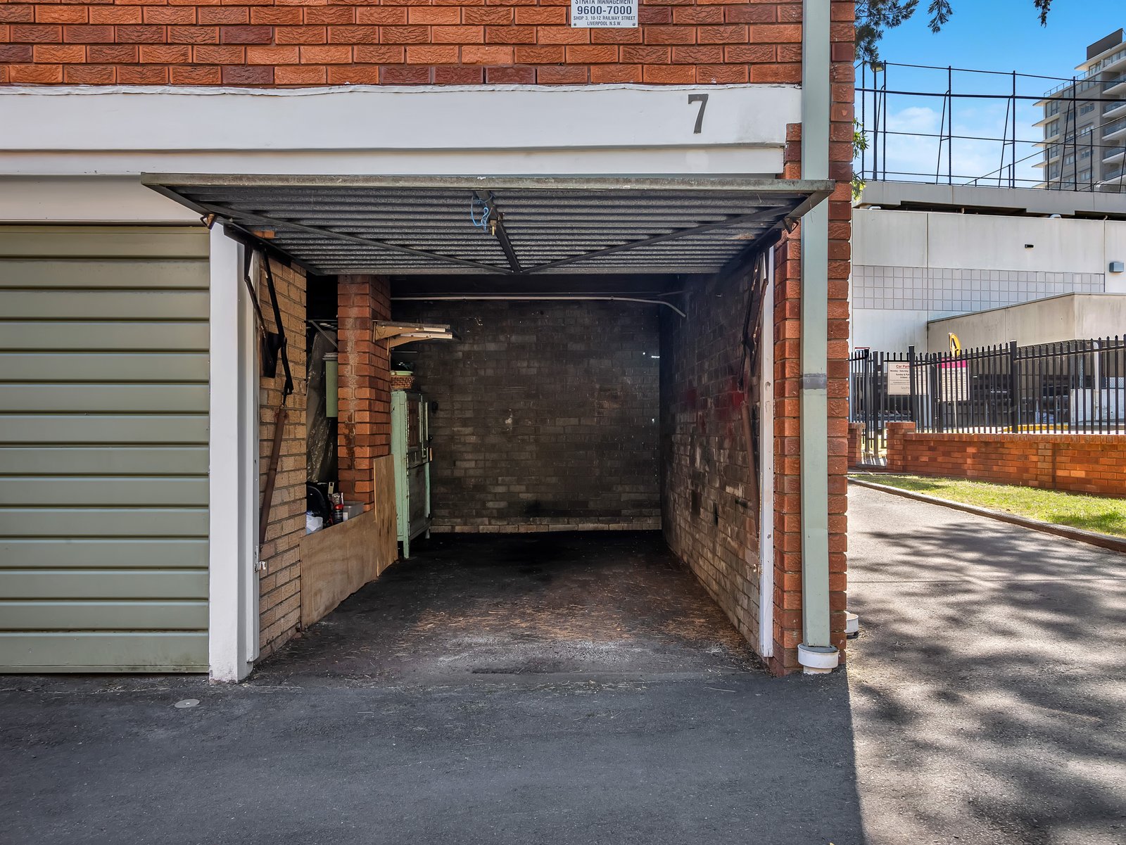 1/7 Devitt Place HILLSDALE 11