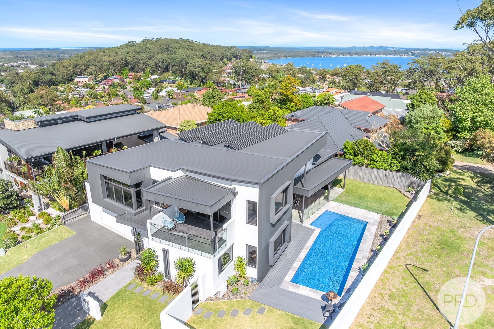 17 Dockside Avenue CORLETTE 11