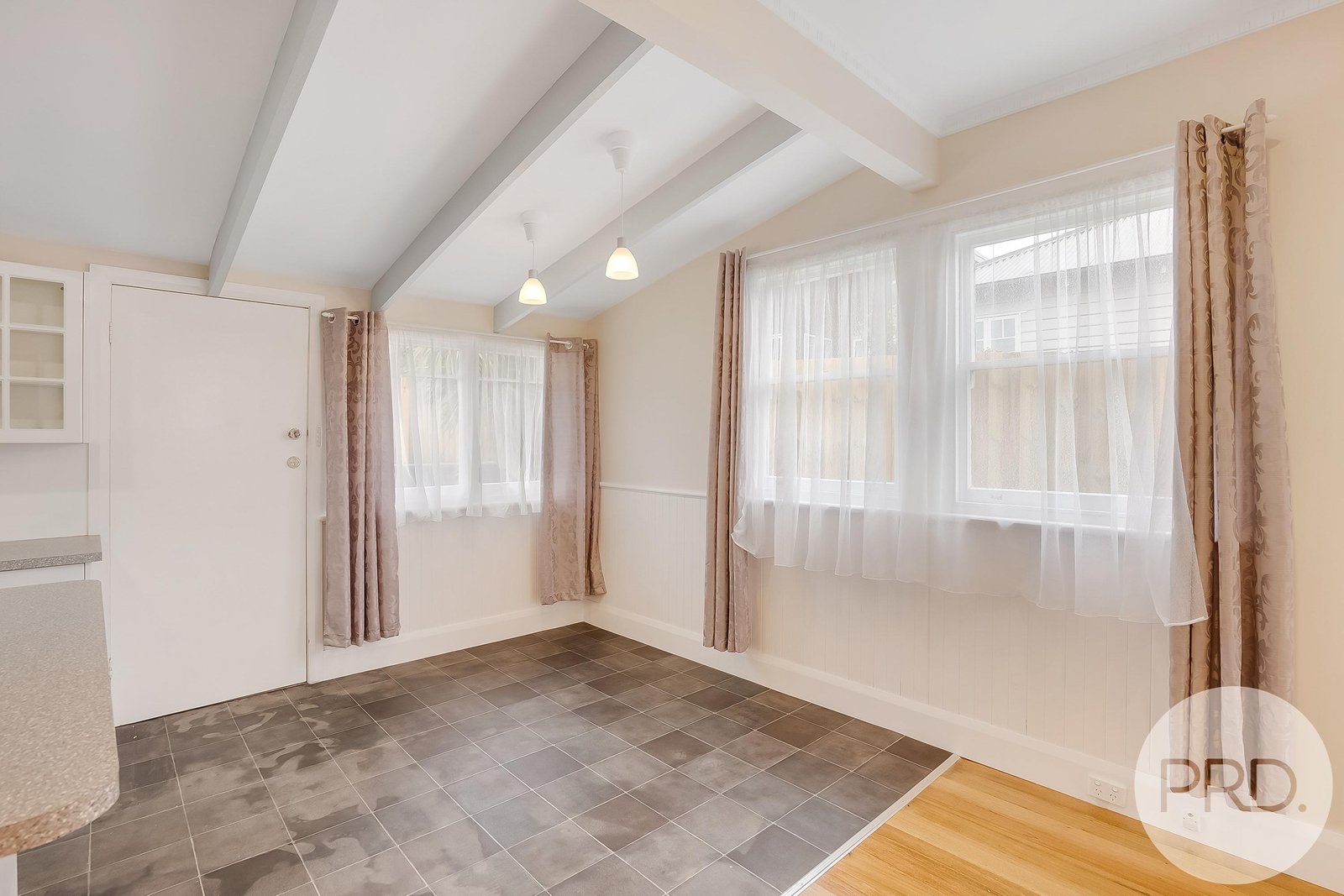 1/7 Douglas Street BELLERIVE 4