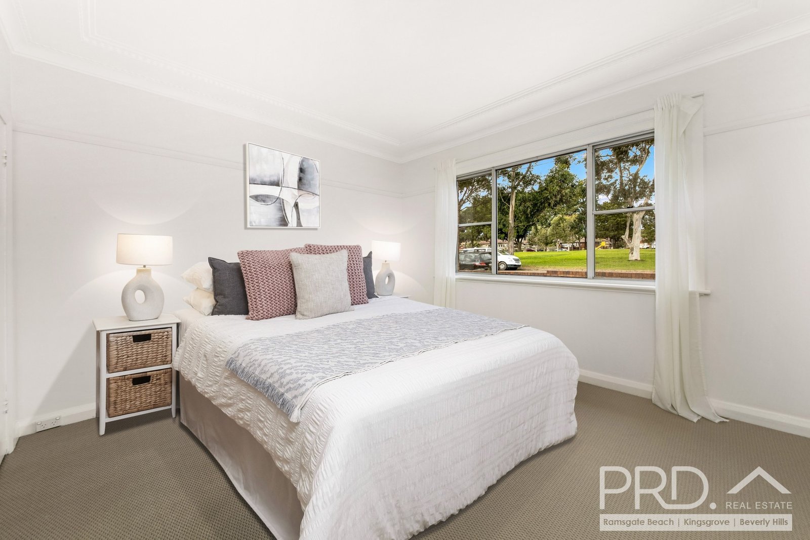 17 Dowsett Road KINGSGROVE 8