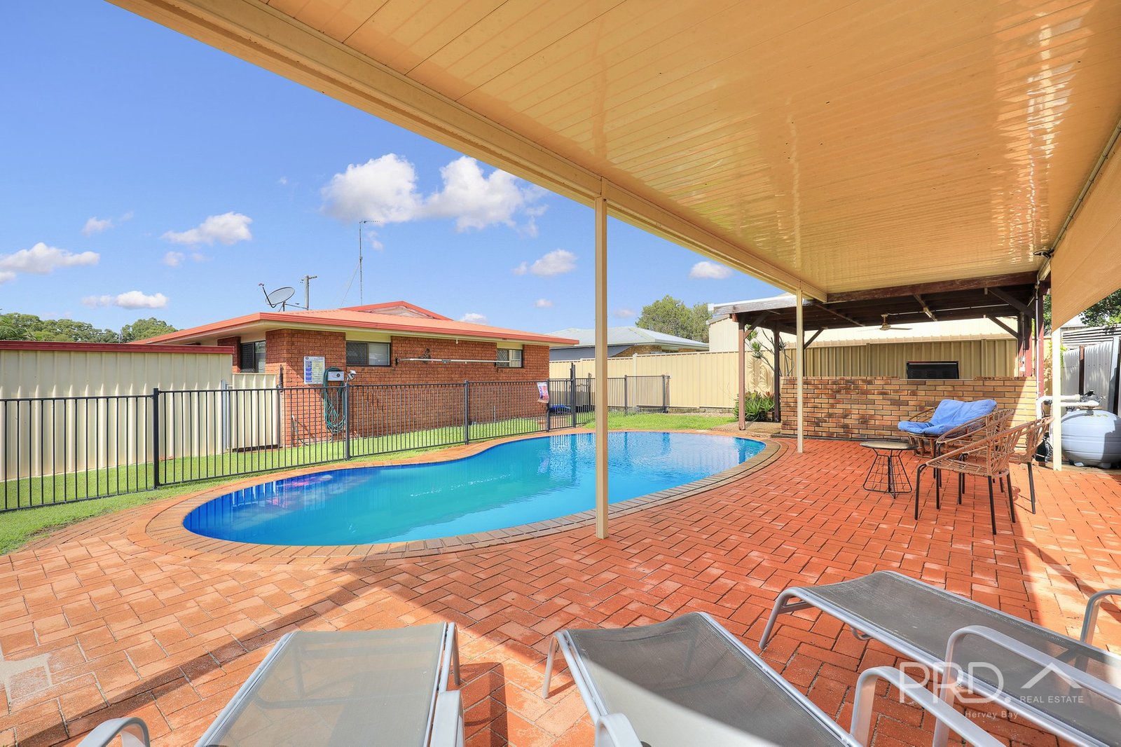 17 Drummond Street URANGAN 19