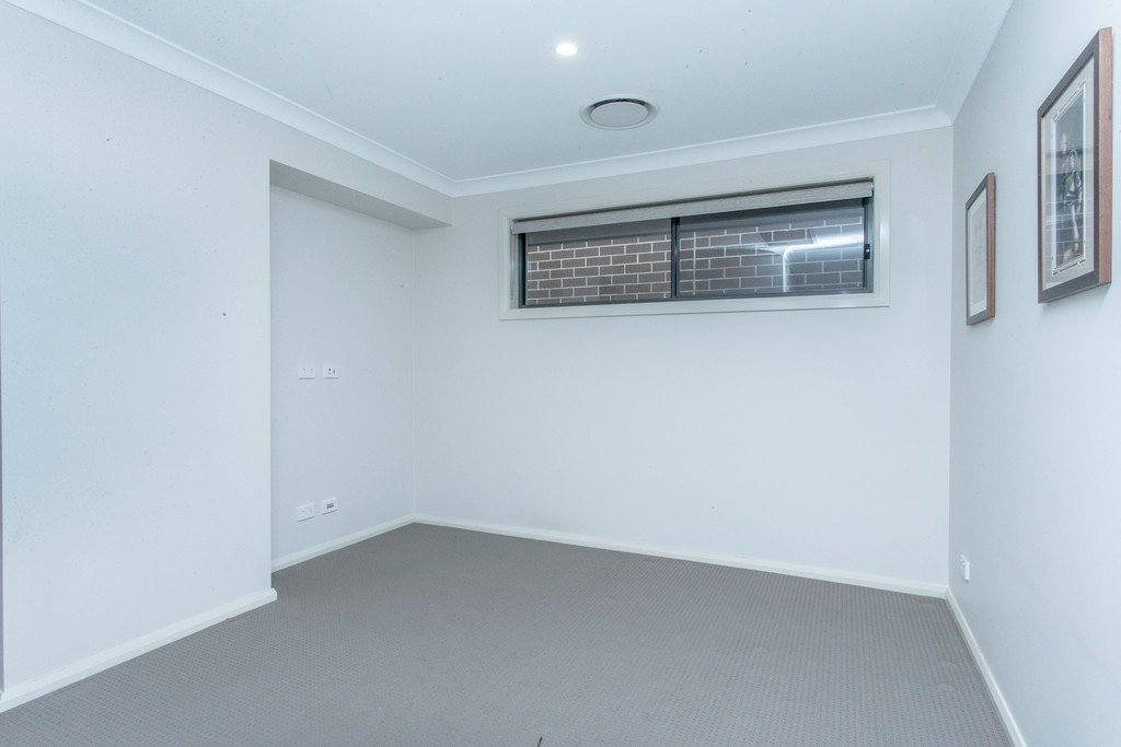 17 Durant Steet  PENRITH 12