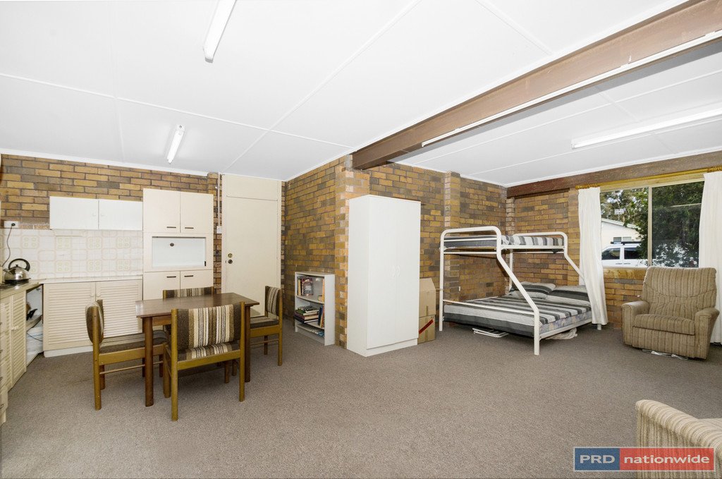 17 Eames Avenue NORTH HAVEN 4