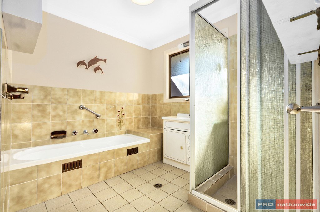 17 Eames Avenue NORTH HAVEN 8