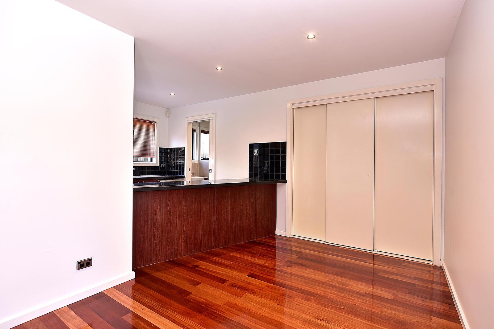 Gallery: 17 Earl Street