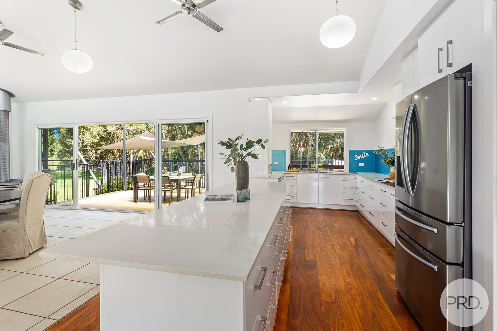 17 Echo Place ONE MILE 11