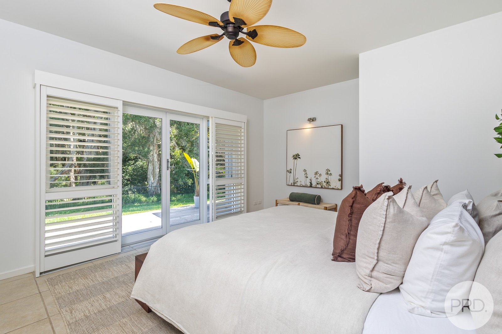 17 Echo Place ONE MILE 20