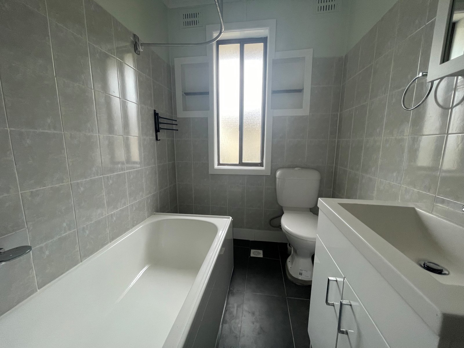 17 Echuca Cr  KOONAWARRA 4