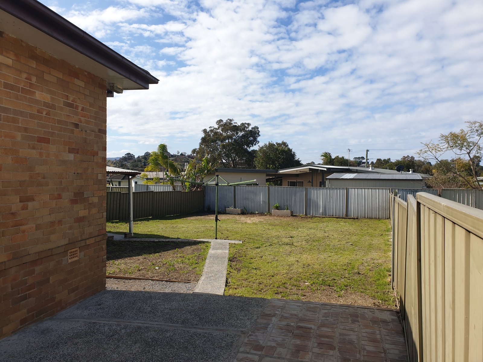 17 Echuca Cr  KOONAWARRA 9