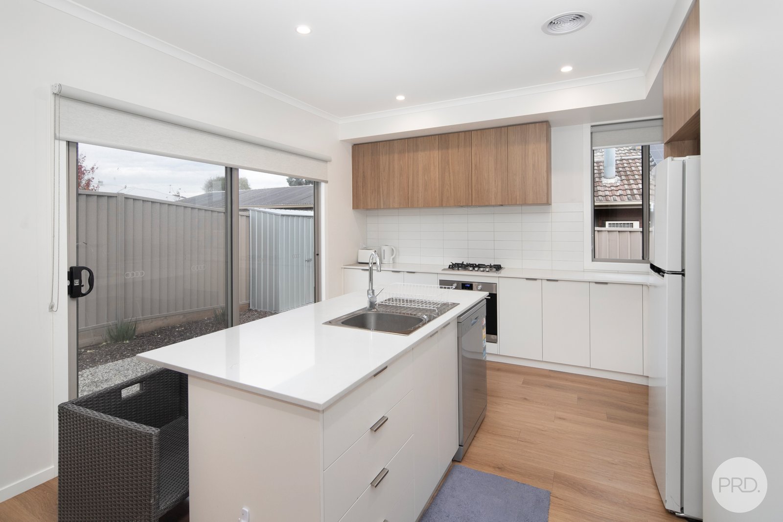 1/7 Edwards Street SEBASTOPOL 2