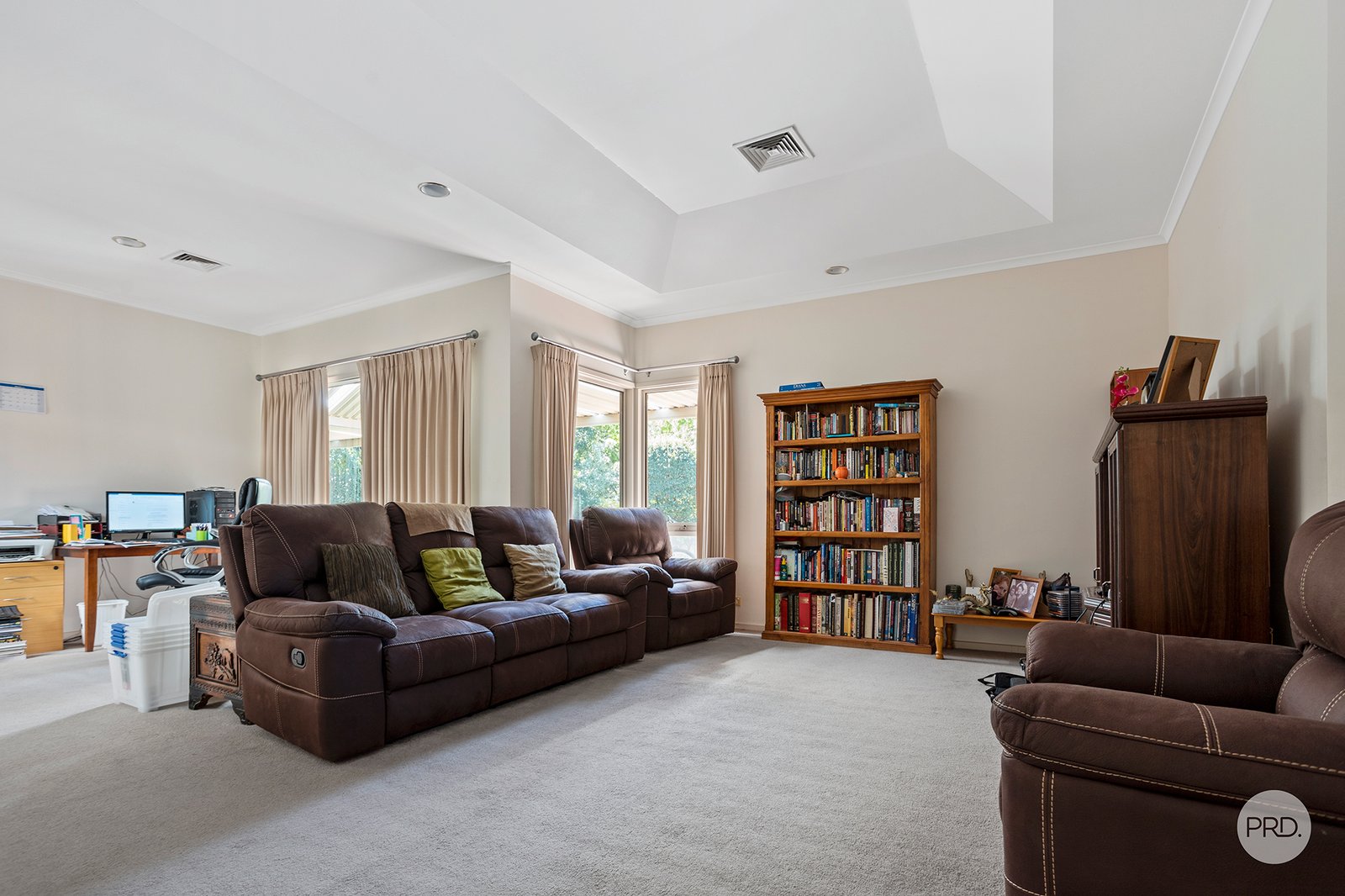 17 Edwina Court SPRING GULLY 2