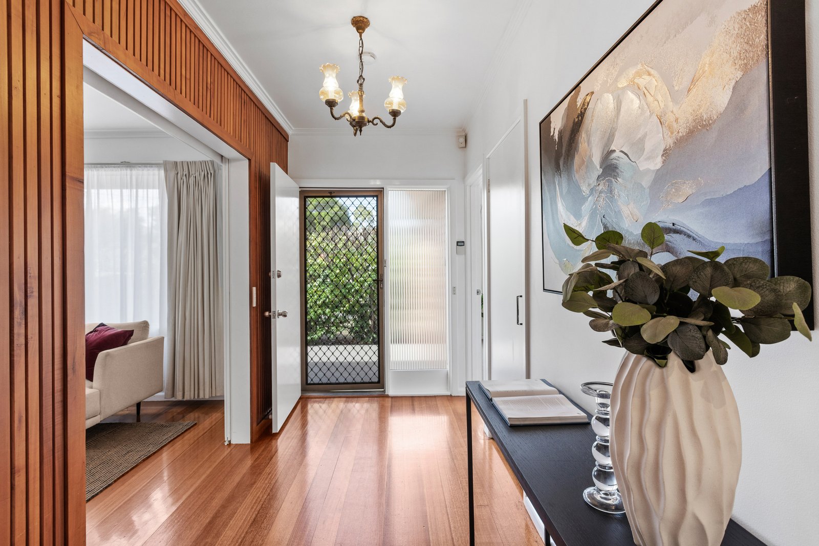 Gallery: 17 Eildon Road