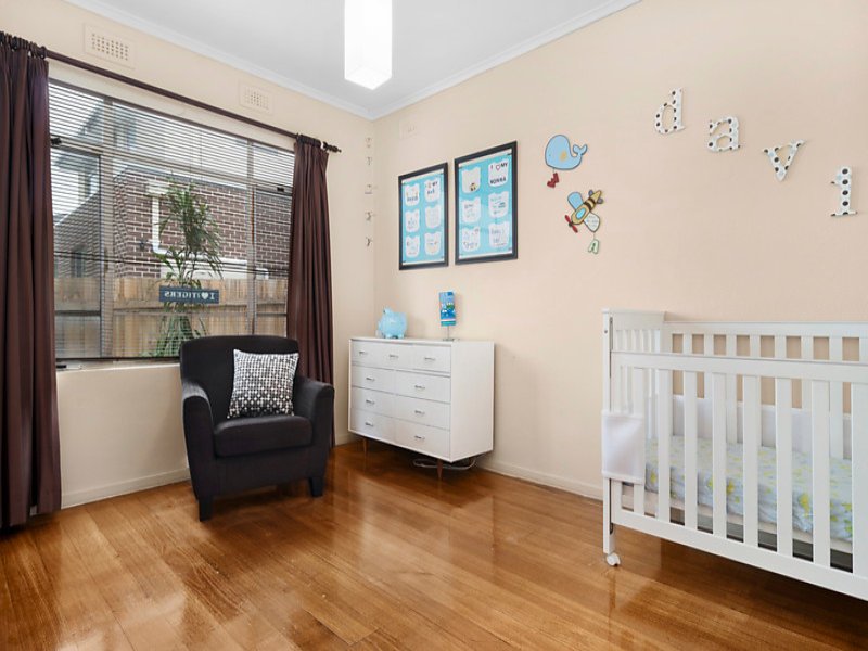 Gallery: 17 Electra Avenue