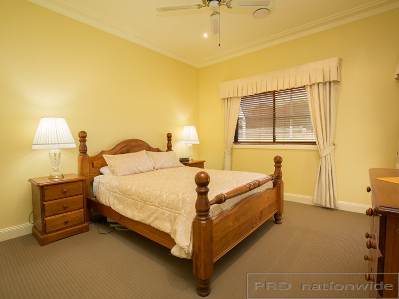 17 Elizabeth Street TELARAH 9