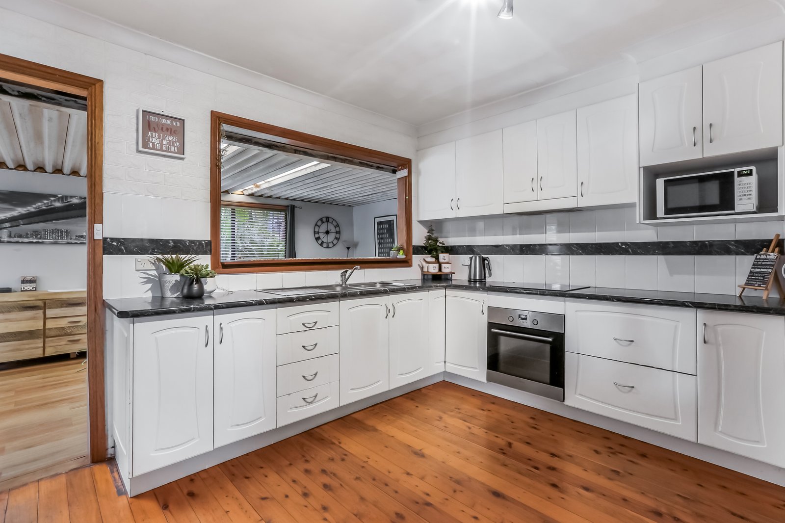 17 Elouera Crescent KANAHOOKA 2