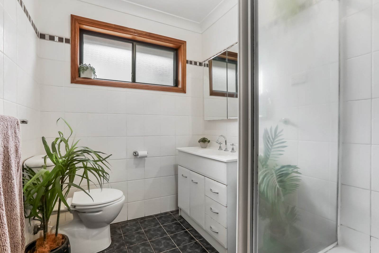 17 Elouera Crescent KANAHOOKA 8