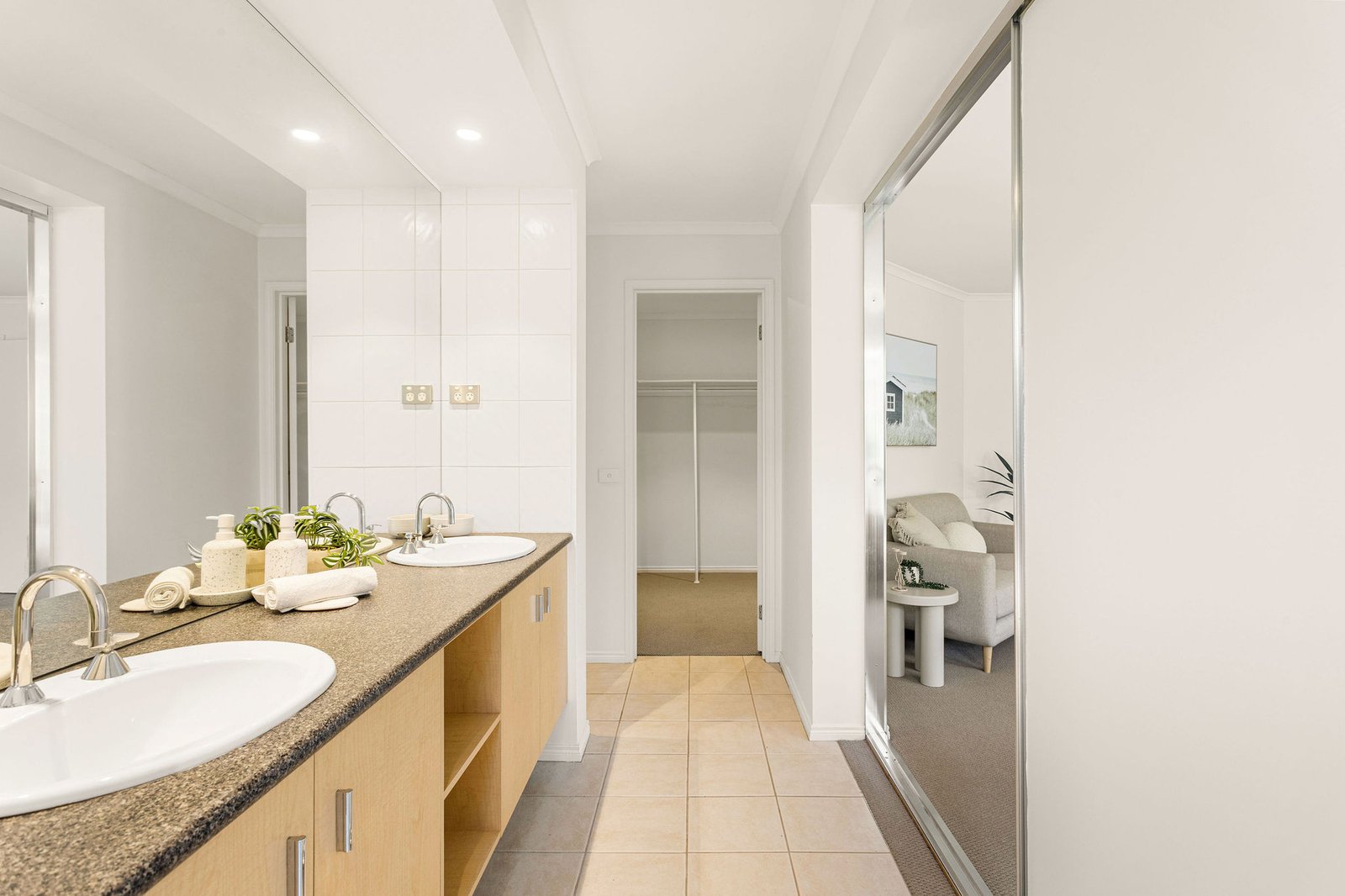 17 Emarald Close, Mornington, 3931