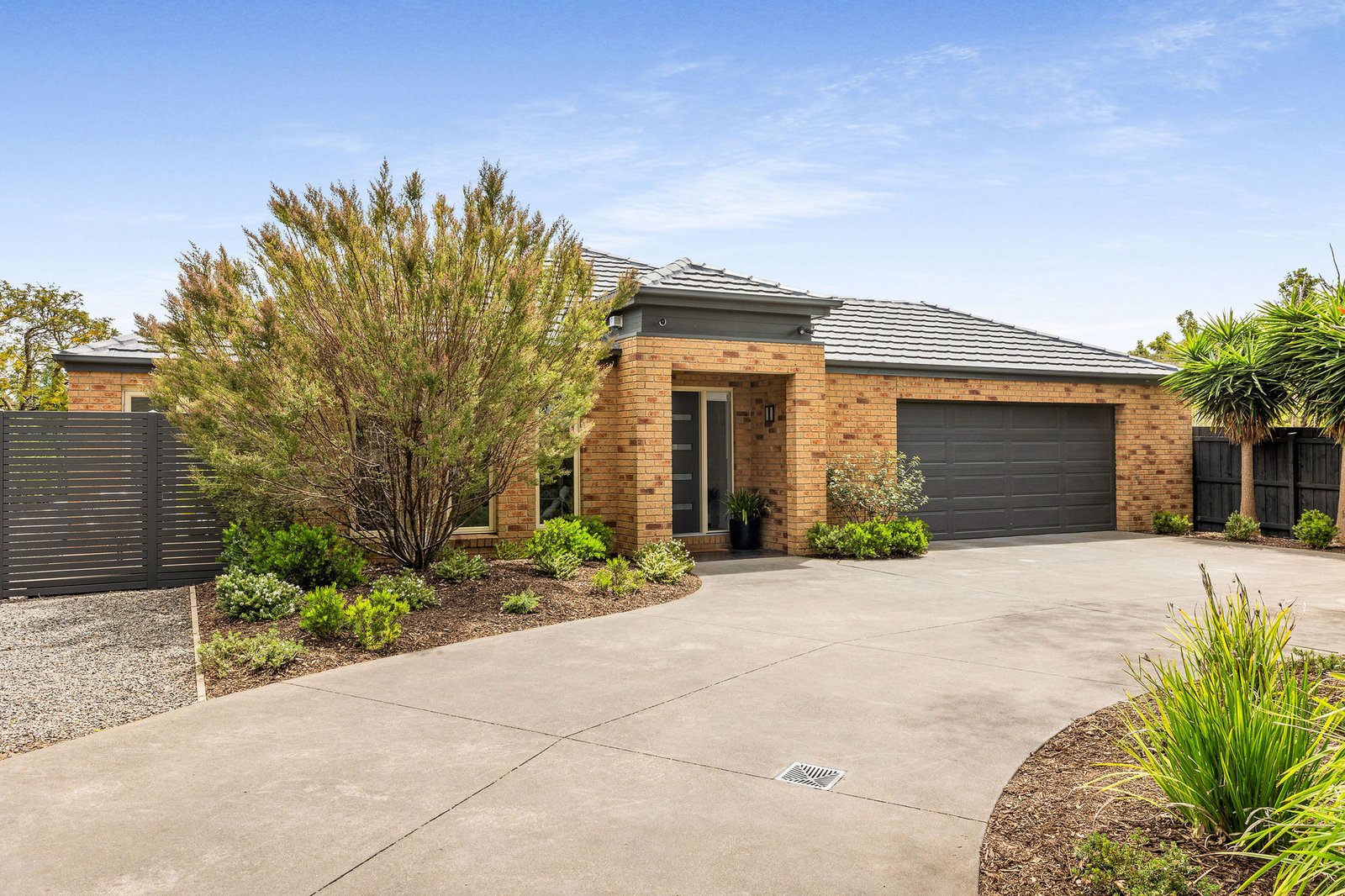 17 Emarald Close, Mornington, 3931