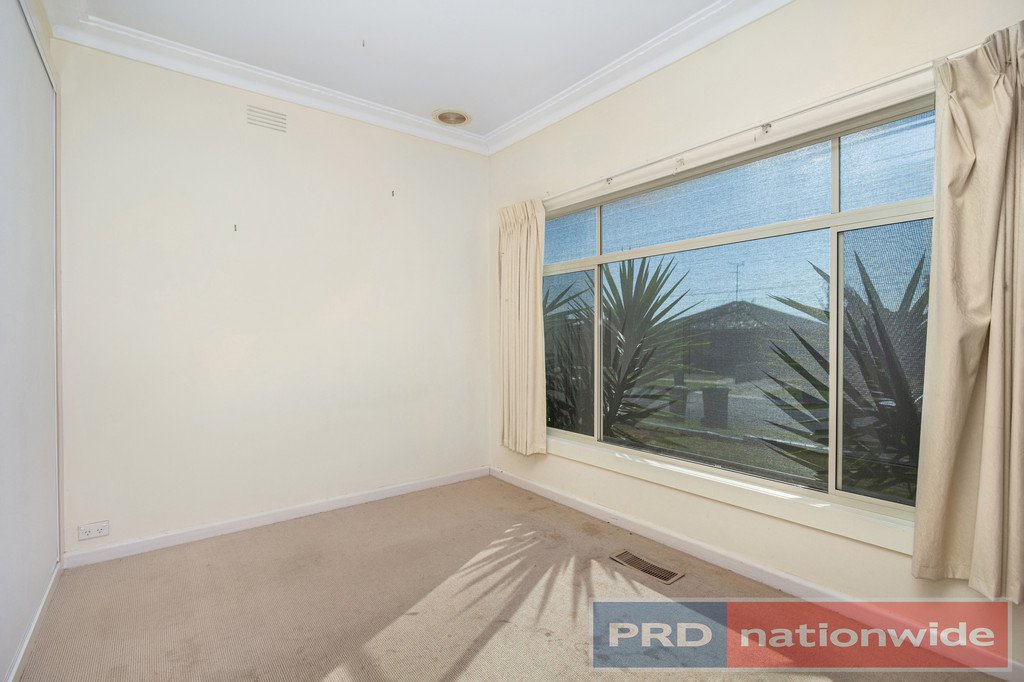 17 Ercil Street WENDOUREE 5