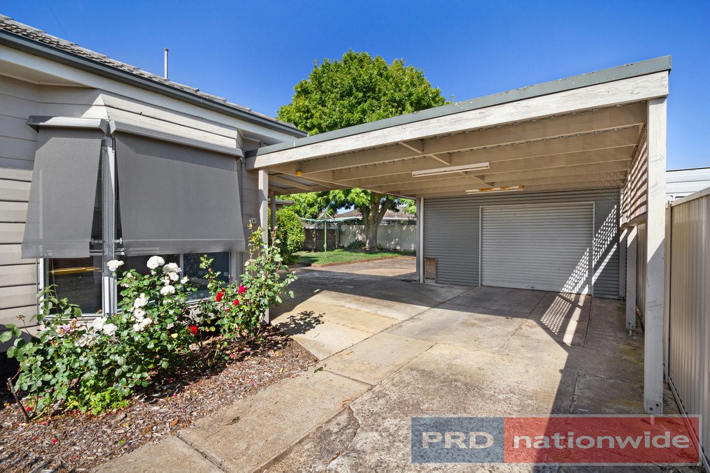 17 Ercil Street WENDOUREE 9