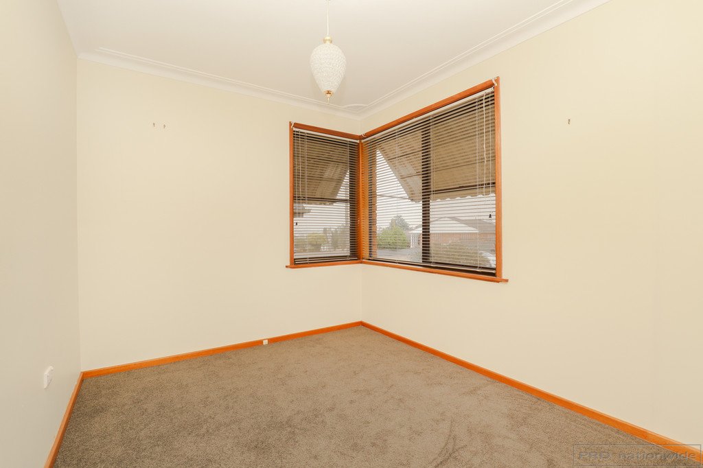 17 Fahey Street RUTHERFORD 11