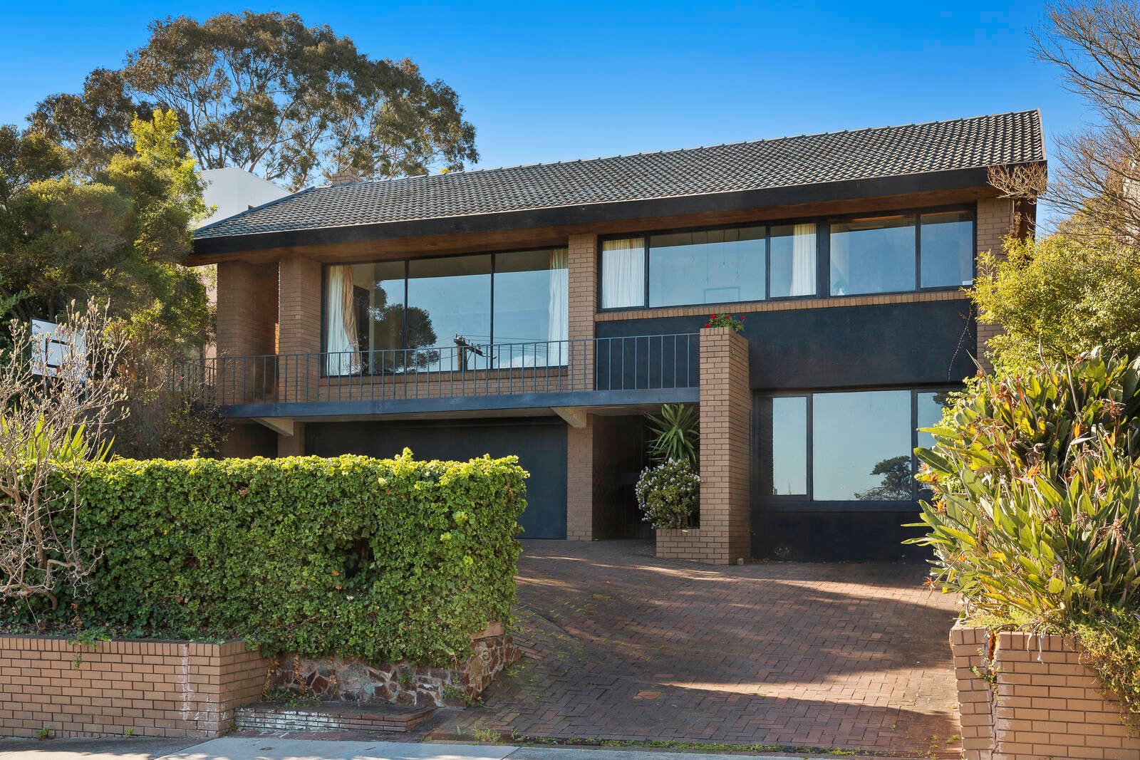 Real Estate and Property in 17 Fairview Street, Hawthorn, VIC