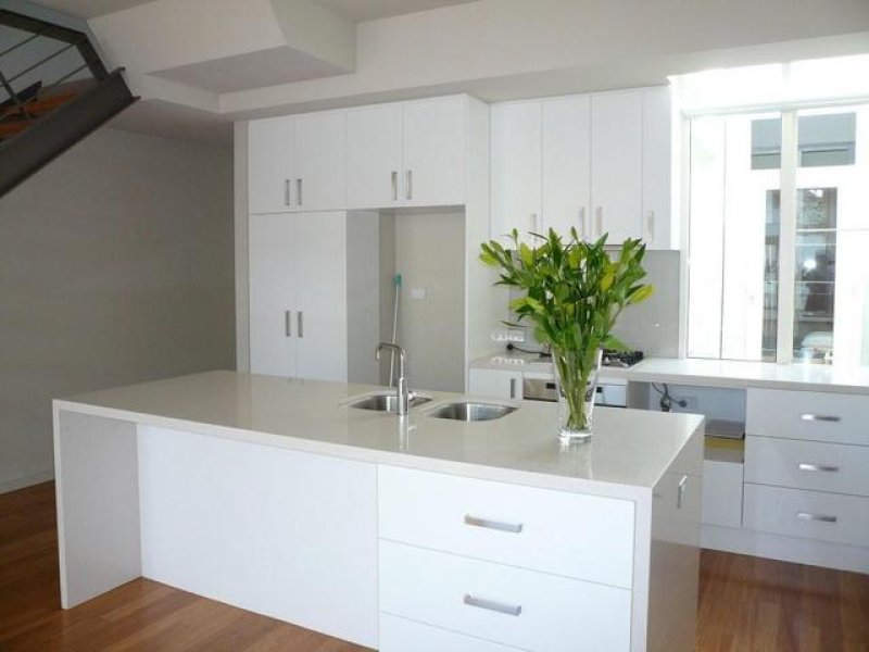 Gallery: 17 Faussett Street